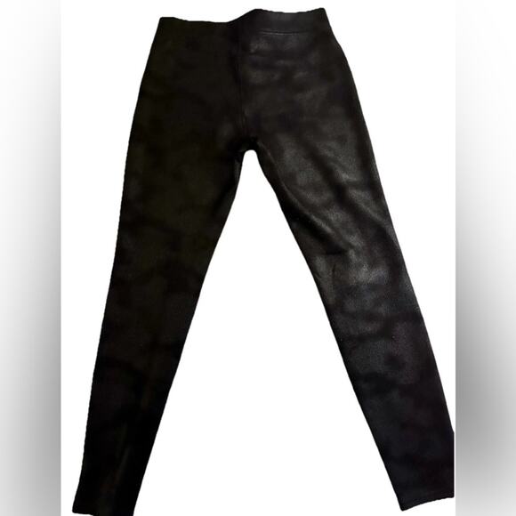 HUE Ultra Suede Thick Black Women’s Leggings. Size Medium. (US 8 - 10) - Picture 1 of 7
